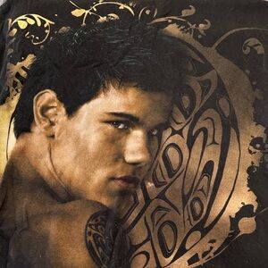 Twilight New Moon Jacob Graphic Tee